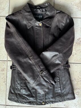CRUZE Black real Leather Jacket with Contrast Stitching Size XS